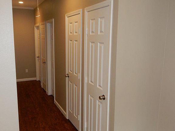 4th image of 2314 Maplewood Pl