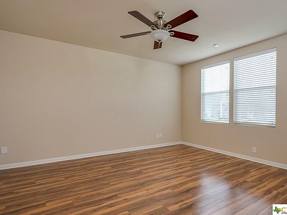 4th image of 311 Rachel St