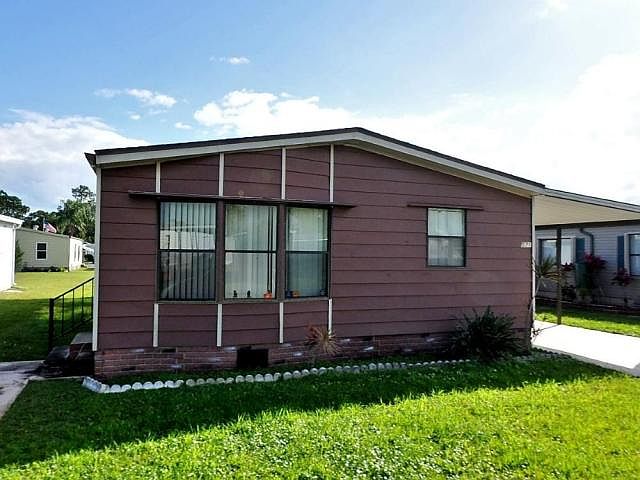 1st image of 571 Barb Ann Ln