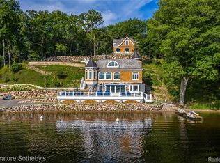 14625A Edgewater Dr, Gregory, MI 48137