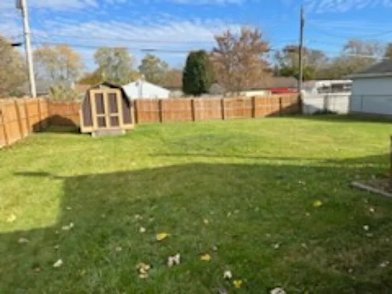 2322 Morris Ave NE — Photo 7