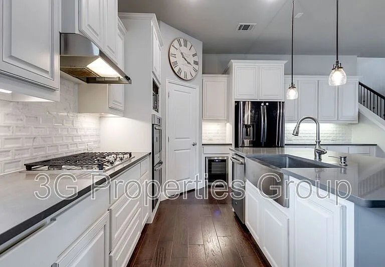 3521 Camden Ct — Photo 21