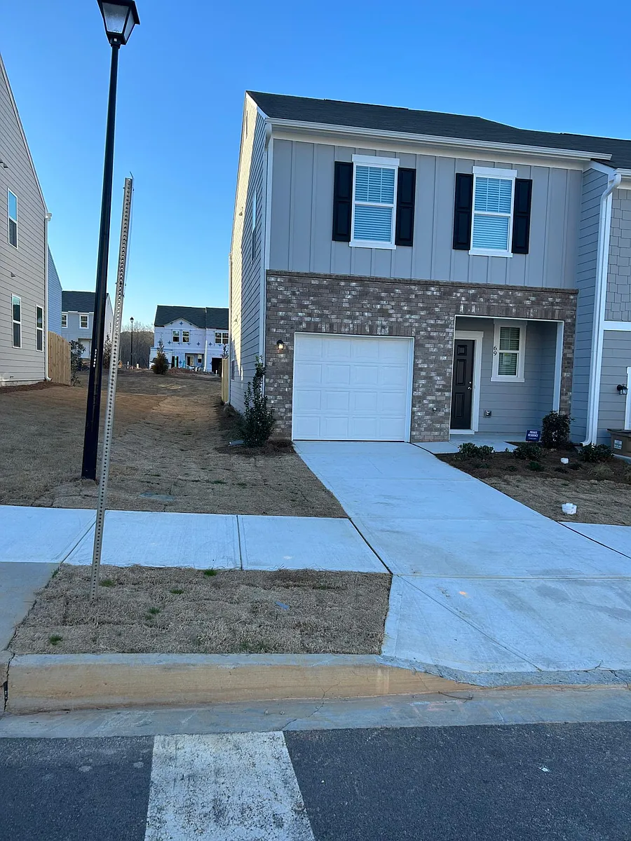 Building Photo - 69 Rydal Way