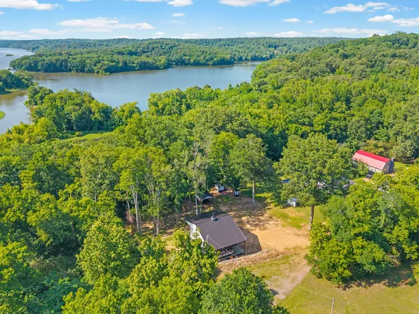 324 Bayview Dr, Bumpus Mills, TN 37028