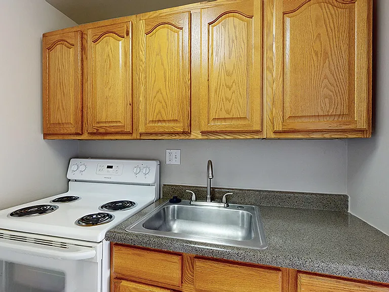 wh_scandia_unit9990-1_550sf_kitchen2_1200.675 wh_scandia_unit9990-1_550sf_kitchen2_1200.675