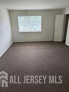 1 bed, 1.0 bath, 810 sqft, $1,950 — Photo 2
