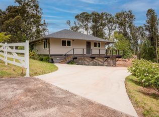 1042 Ehu Rd #A, Makawao, HI 96768