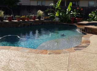 229 Prospector Ln, Liberty Hill, TX 78642