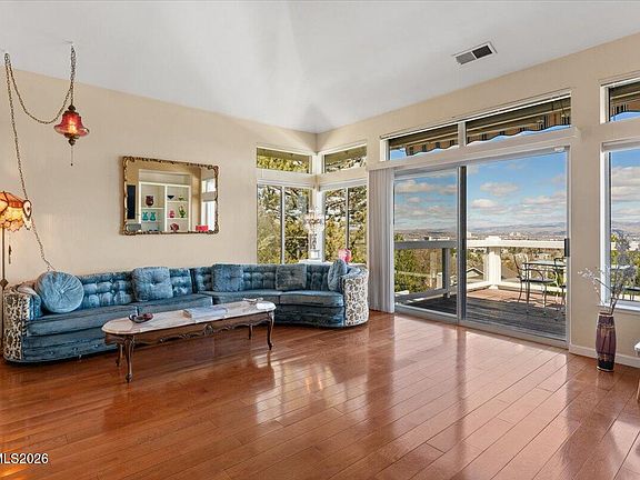 5th image of 6103 Carriage House Way