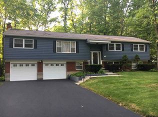 13 Barney Rd, Clifton Park, NY 12065