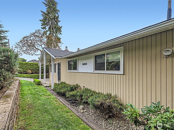 3rd image of 302 18th Avenue