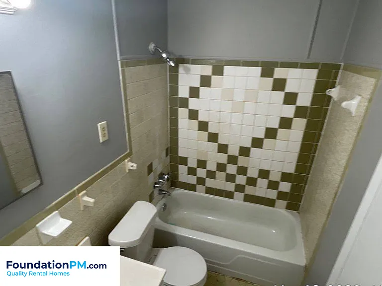 3220 Ashwood St — Photo 7