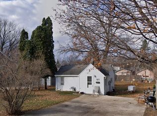 1513 2nd St NE, Rochester, MN 55906