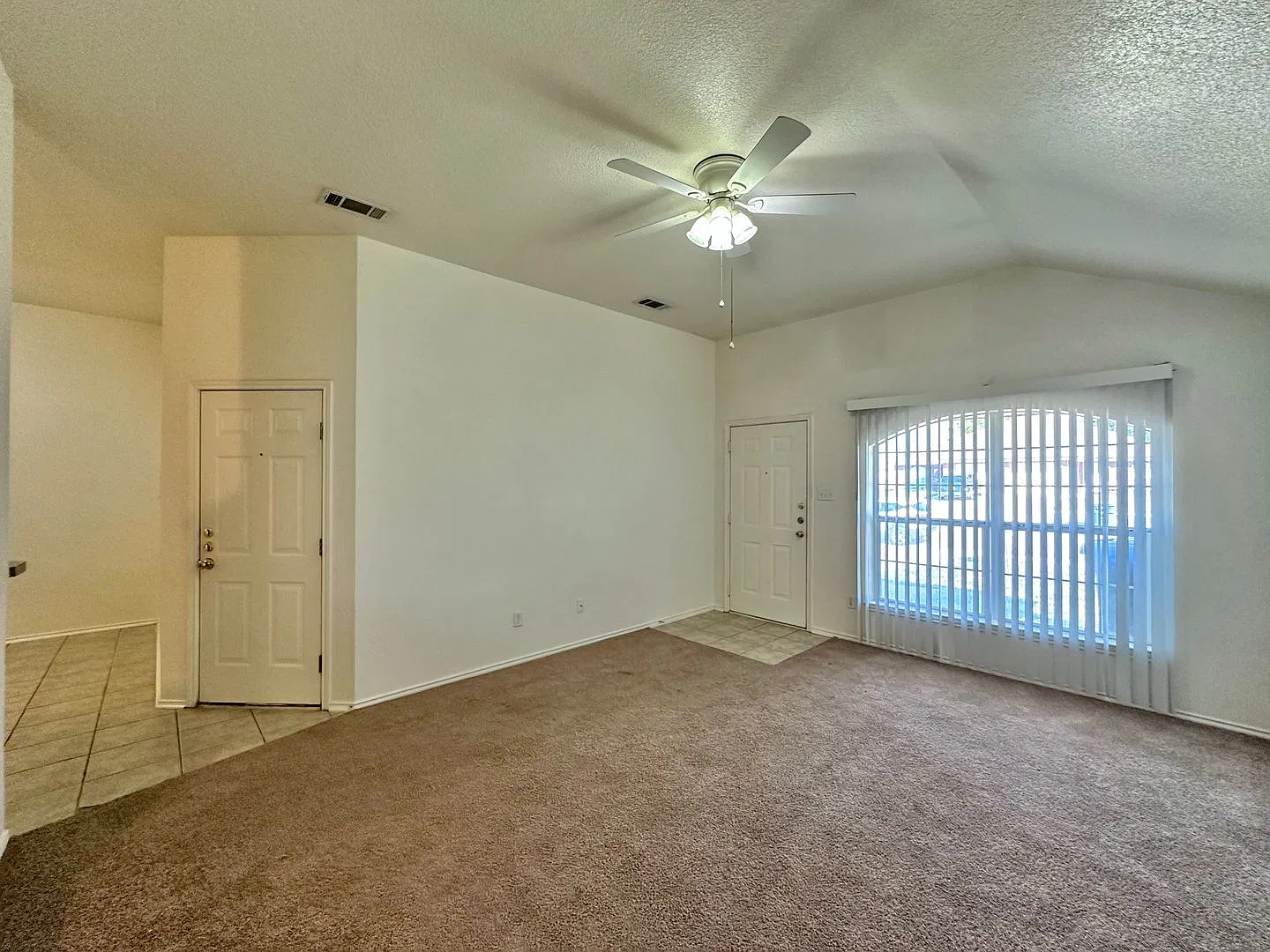 4201 Alleeta Drive — Photo 4