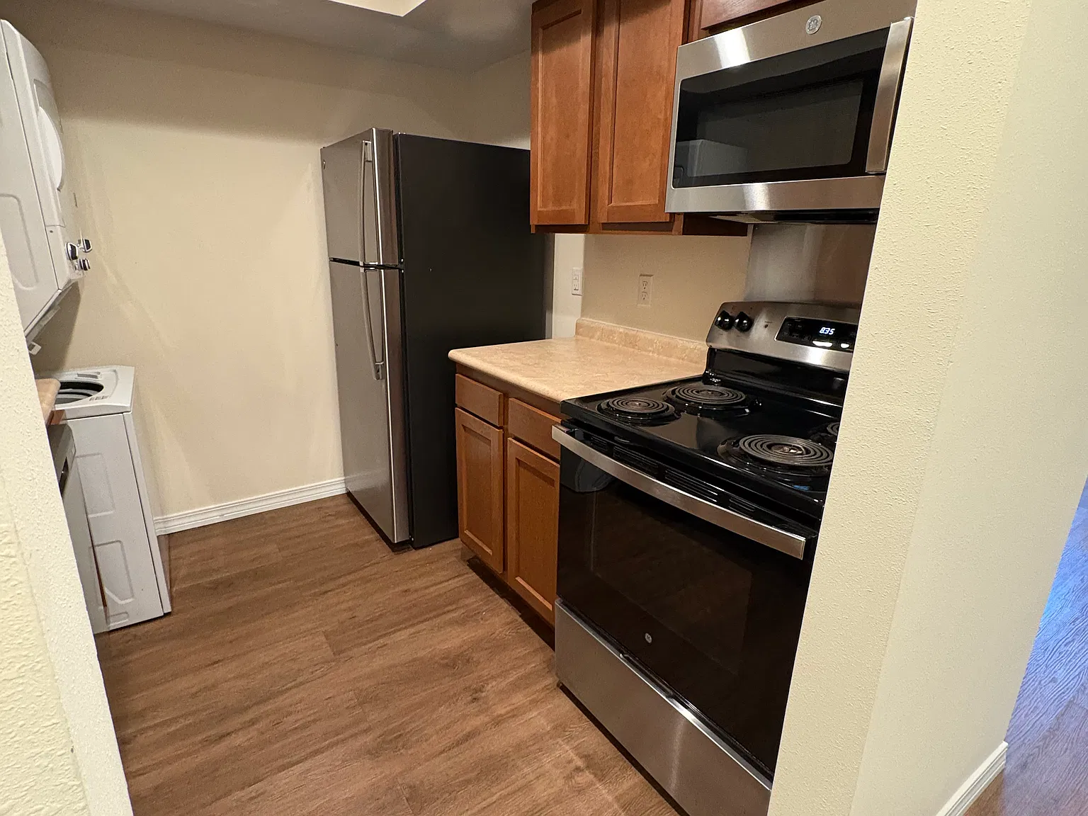 1 bed, $1,025 — Photo 4