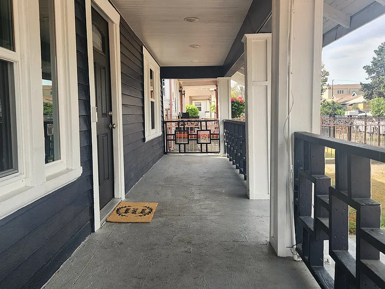 4312 Walton Ave #1 — Photo 3