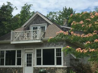 48 Sheldon Rd, Jewett City, CT 06351