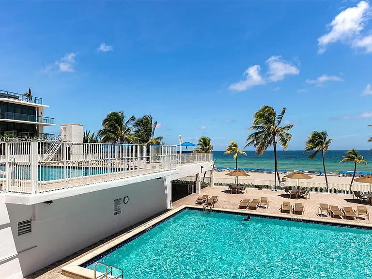 2401 S Ocean Dr #Penthouse A4 — Photo 46