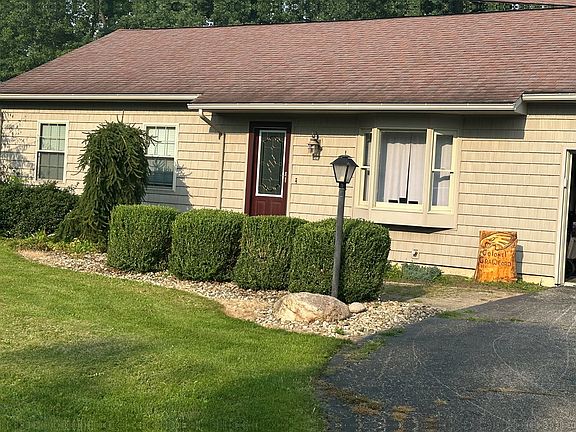 2nd image of 3325 Stephenie Dr