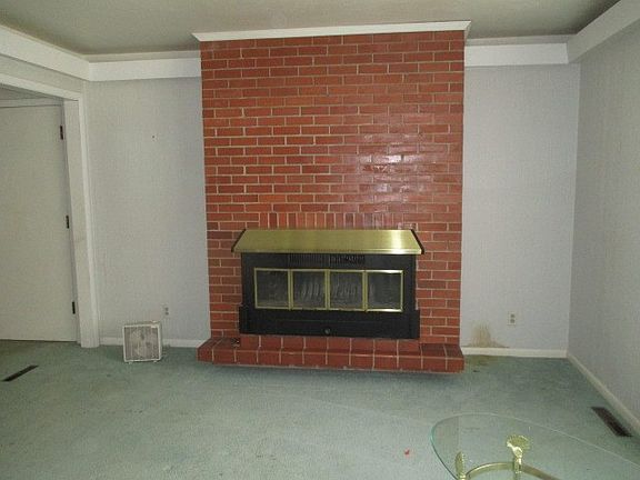 5th image of 408 S Wilshire Blvd