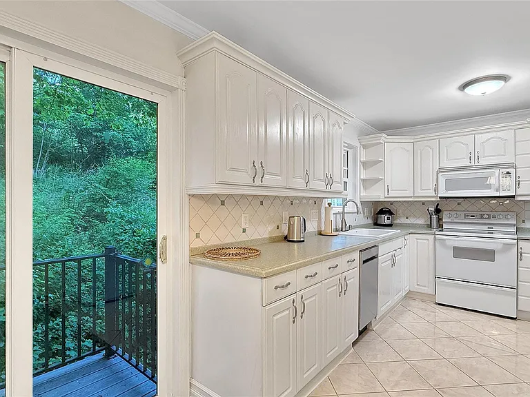 3 Forge Gate Dr #B6A — Photo 6