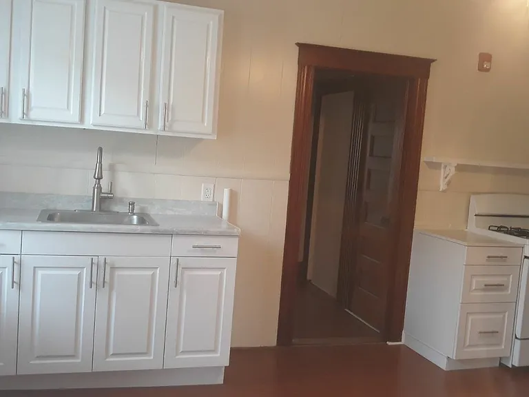 34 Roberts St — Photo 13