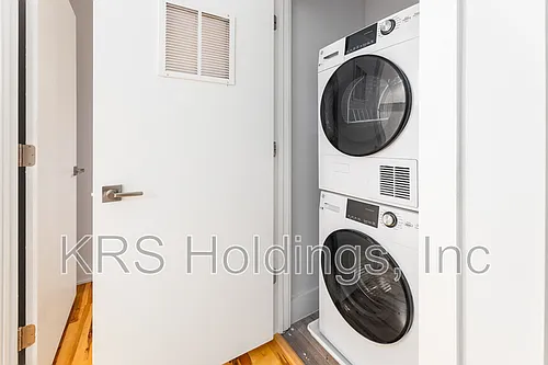 306 N Road St #125 Photo 1