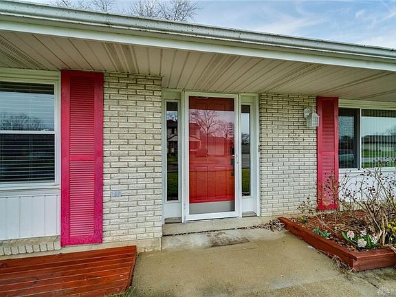 4th image of 6525 Tellea St