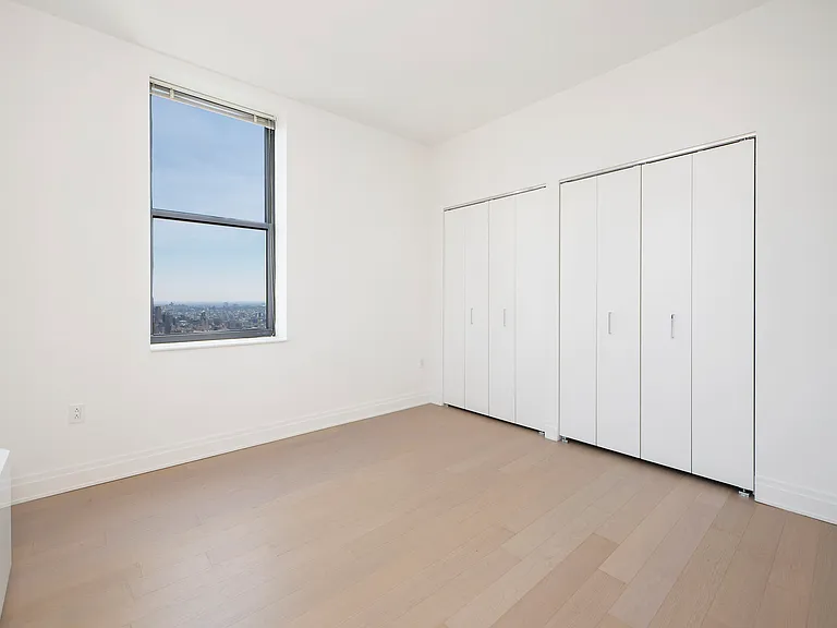 70 Pine St #3503 — Photo 5