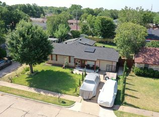 2324 Meadow Dale, Irving, TX 75060