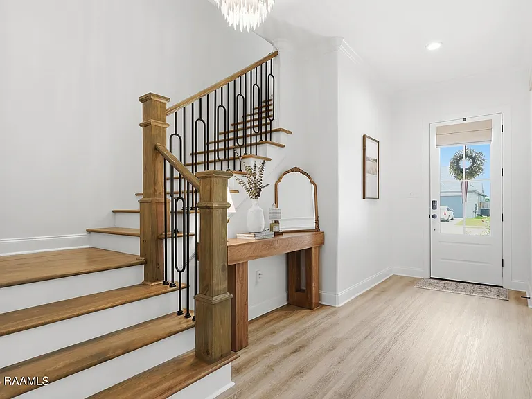 210 Amsterdam Ave — Photo 28