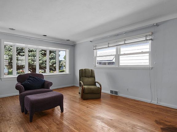 5th image of 2234 Stephen Ct