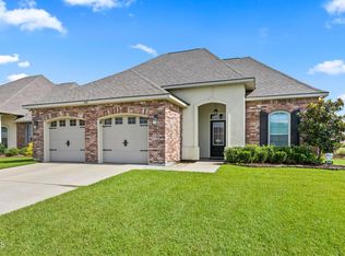 306 Claystone Rd, Youngsville, LA 70592