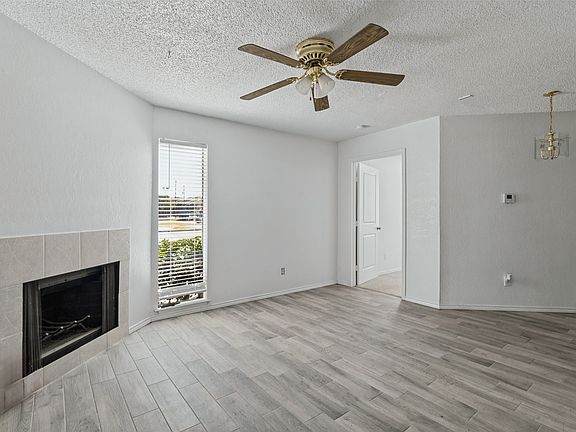 5th image of 9807 Walnut St APT D105