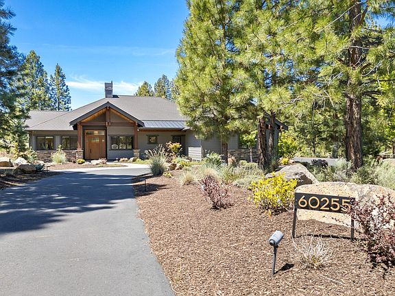 2nd image of 60255 Sunset View Dr
