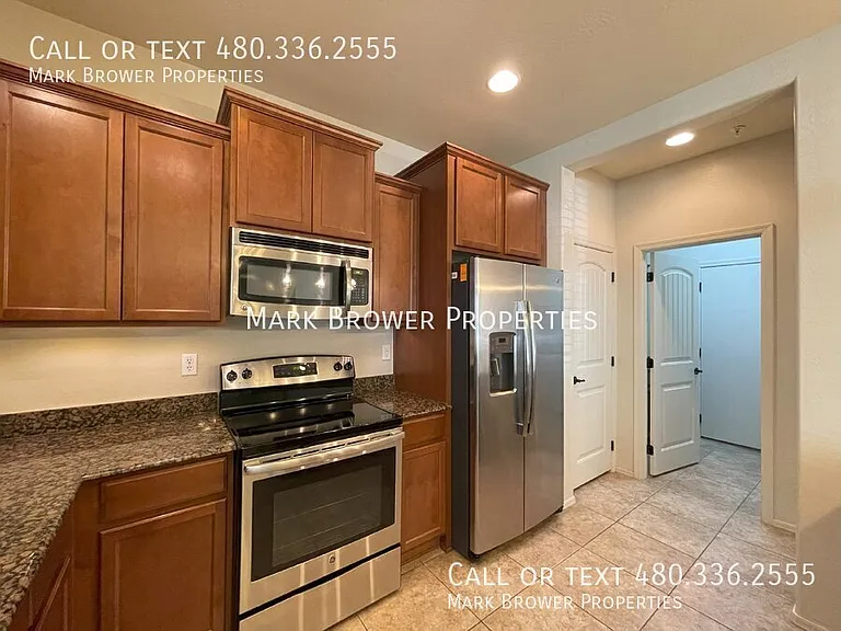4729 E Waterman St #102 — Photo 6