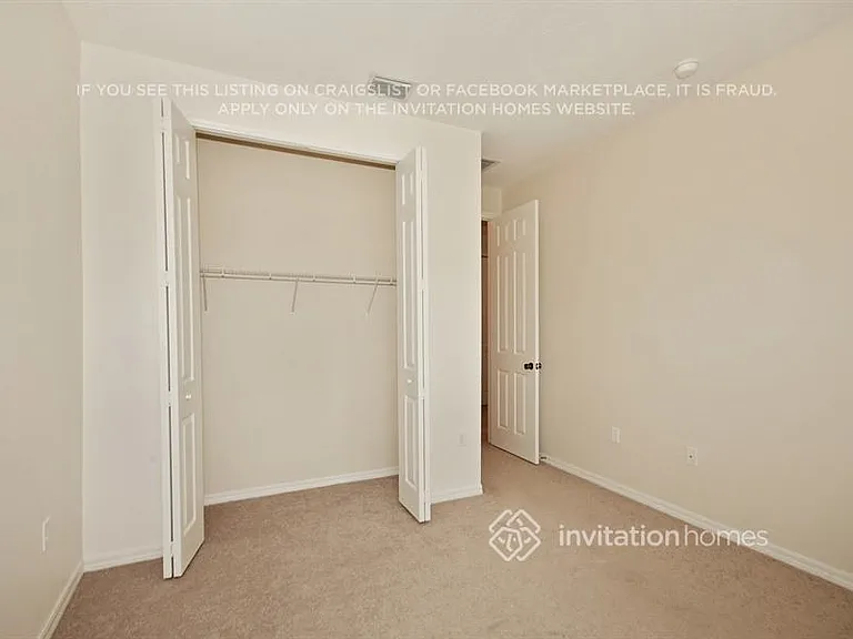 627 NE 35th Ave — Photo 11