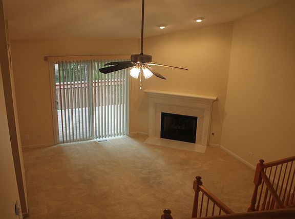 3rd image of 1876 Maplewood Ct