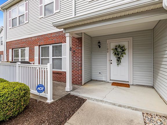 2nd image of 12205 Bubbling Brook Dr Unit 1100