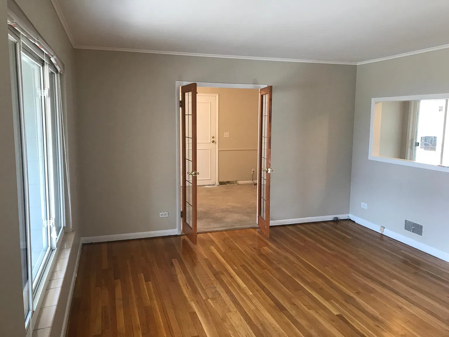 3 bed, 1297 sqft, $2,550 — Photo 3