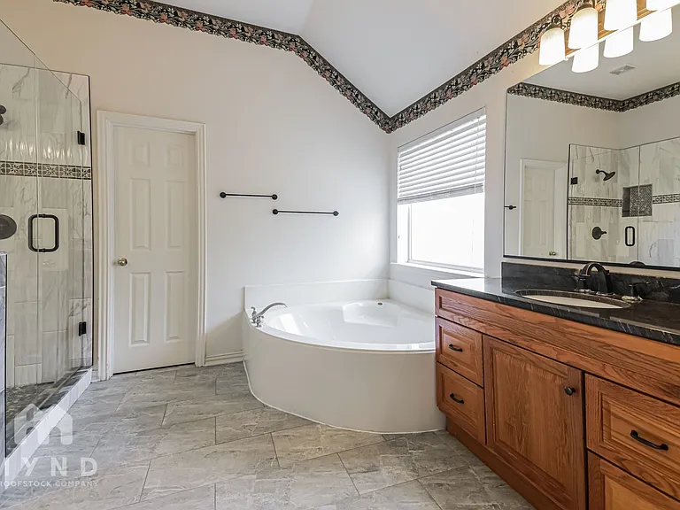 4624 Dalrock Dr — Photo 22