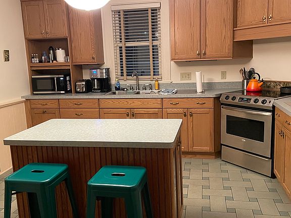 5th image of 530 E Glover Ave