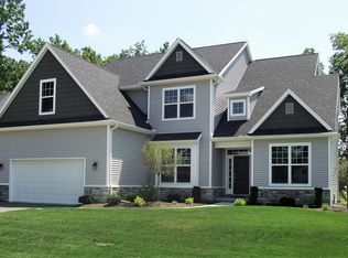 9639 Rolexia Ct, Sylvania, OH 43560