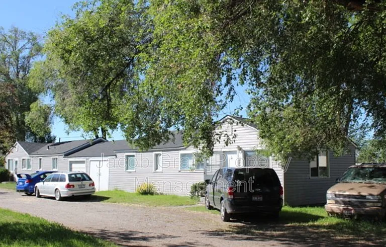 1282 Highland Dr #2 — Photo 1