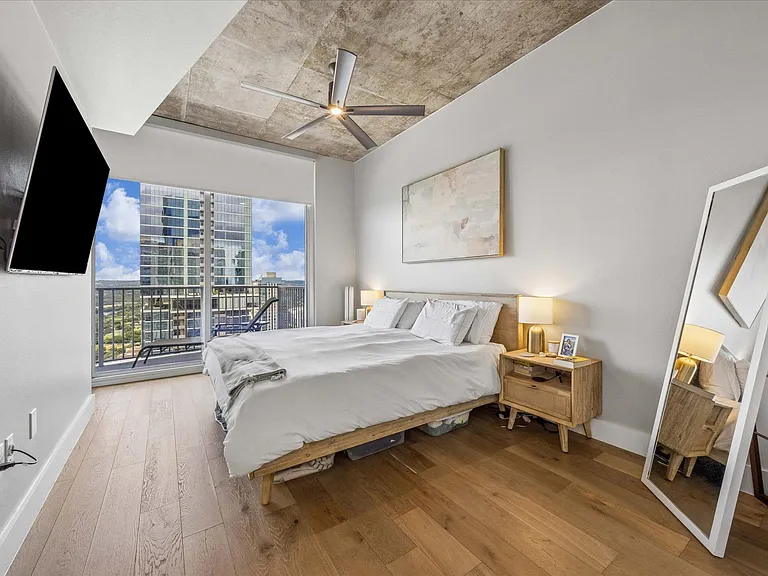 360 Nueces St #3702 — Photo 23