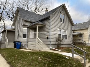 404 Cliff Ave, Racine, WI 53404