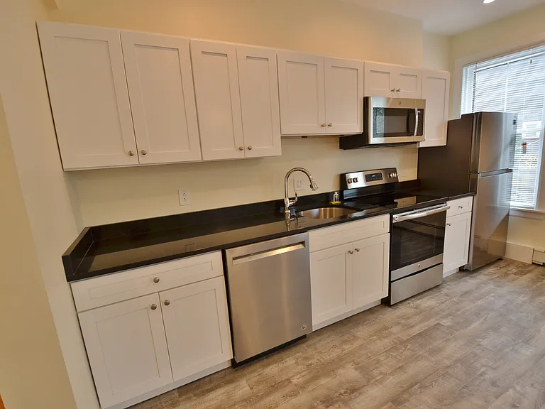 35 Brookline St #15 — Photo 16