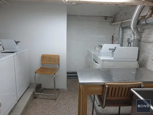 Rented by Bond New York | media 18