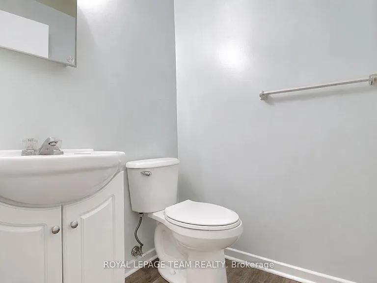 19 McClintock Way #100 — Photo 11