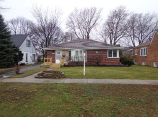 310 Neva Ave, Glenview, IL 60025